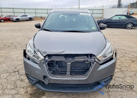 2019 Nissan Kicks S from USA, damaged, VIN 3N1CP5CU3KL501543